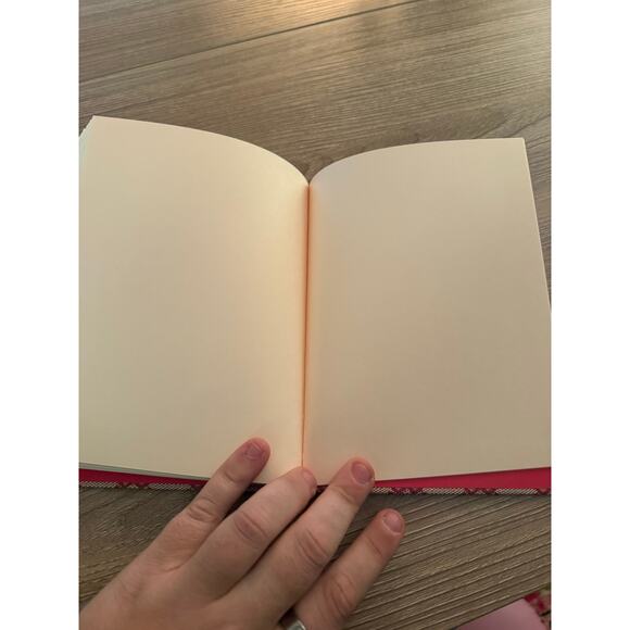 GUCCI Red Original Monogram Notebook - Picture 2 of 5